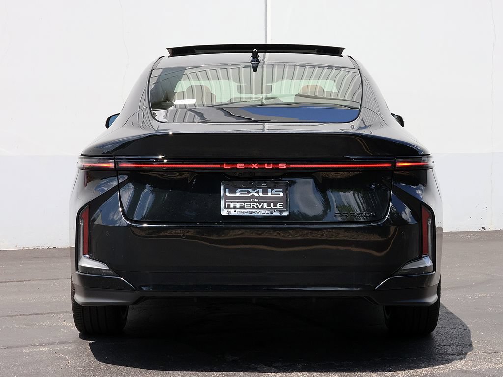New 2026 Lexus ES 350e FWD image 7