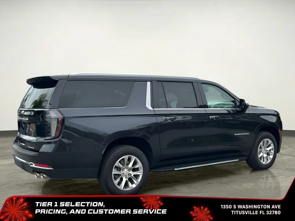 Used 2025 Chevrolet Suburban Premier RWD image 11