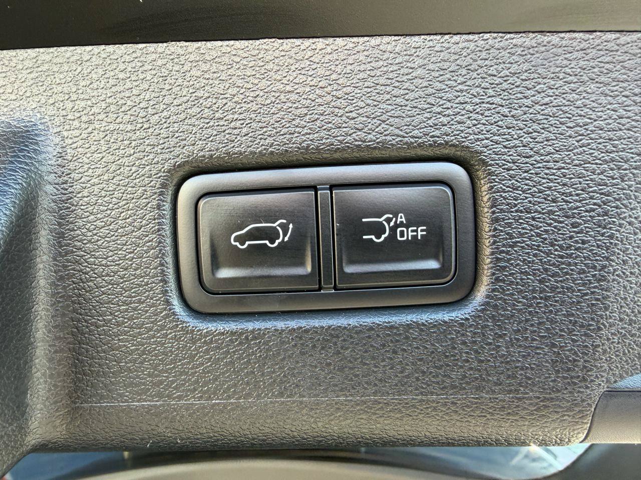 Used 2024 Kia Telluride SX Prestige w/ Towing Package AWD/4WD image 7