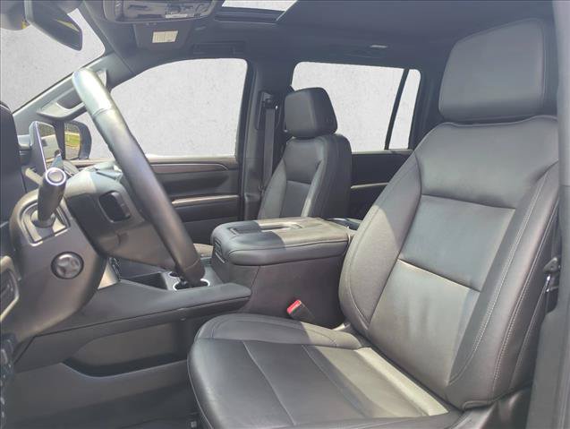 Used 2023 Chevrolet Suburban Z71 w/ Z71 Off-Road Package AWD/4WD image 18
