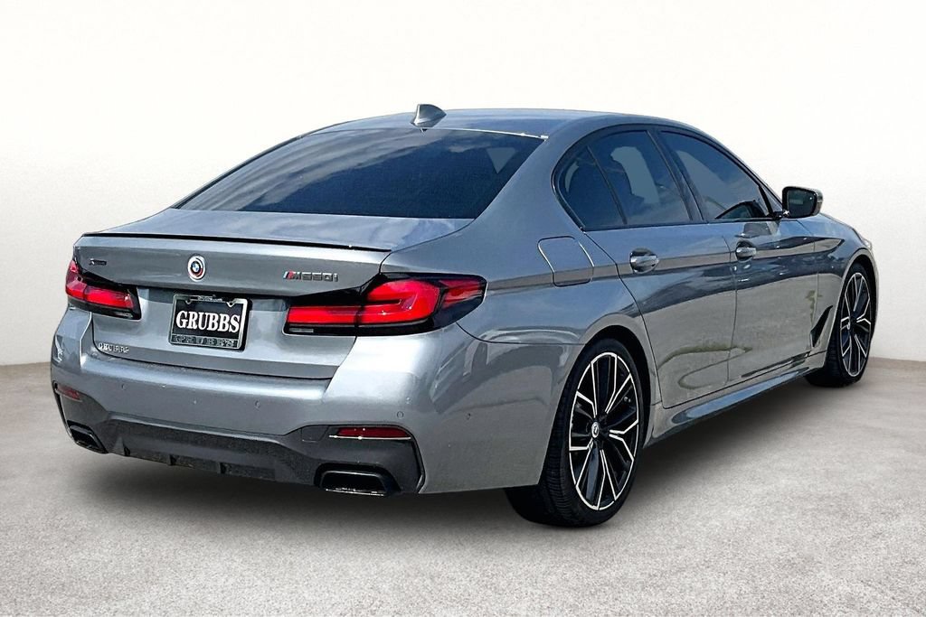 Used 2023 BMW M550i xDrive w/ Executive Package AWD/4WD image 2