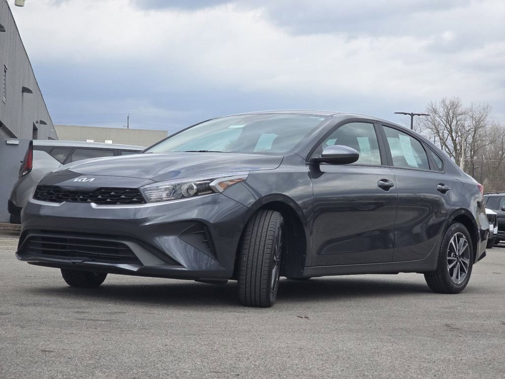 Used 2024 Kia Forte LXS FWD image 8