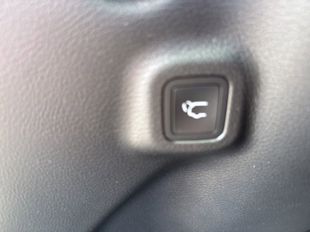 Used 2022 Jeep Compass Latitude w/ Convenience Group image 20