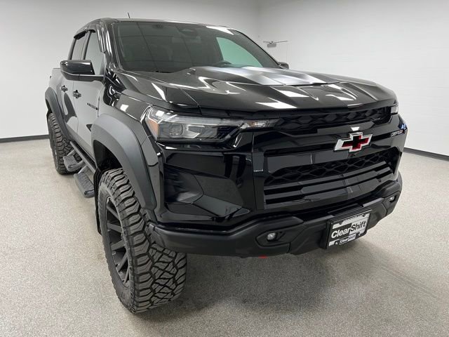 Used 2024 Chevrolet Colorado ZR2 w/ ZR2 Bison Edition image 2