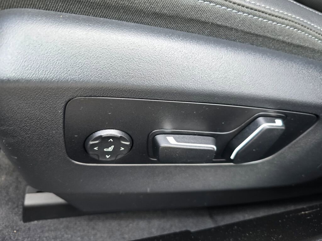 Used 2024 BMW i5 M60 w/ Premium Package image 16