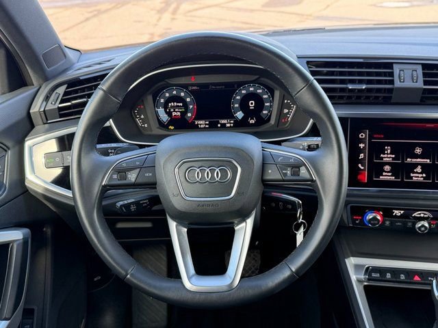 Used 2025 Audi Q3 2.0T Premium image 34