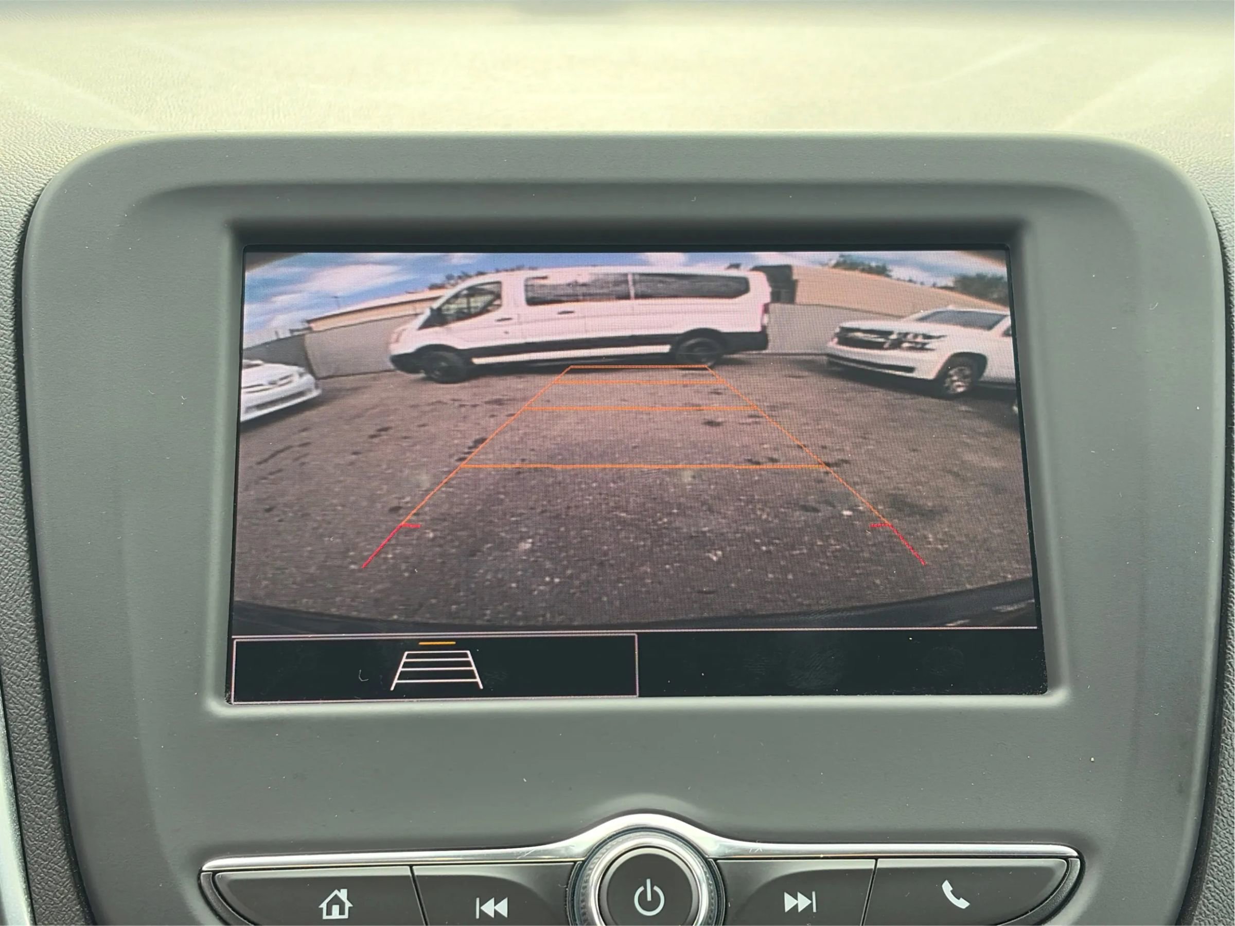 Used 2023 Chevrolet Equinox LT image 32