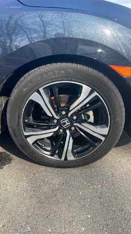 Used 2017 Honda Civic Touring image 11