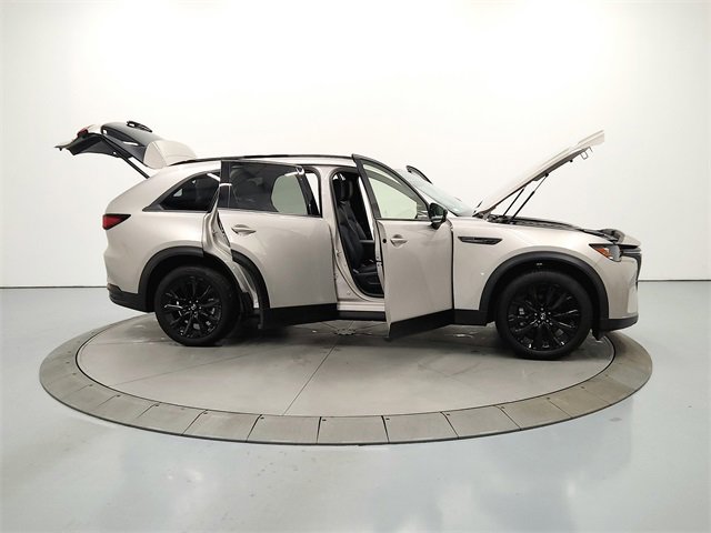 Used 2025 MAZDA CX-90 3.3 Turbo w/ Premium Sport Pkg image 17