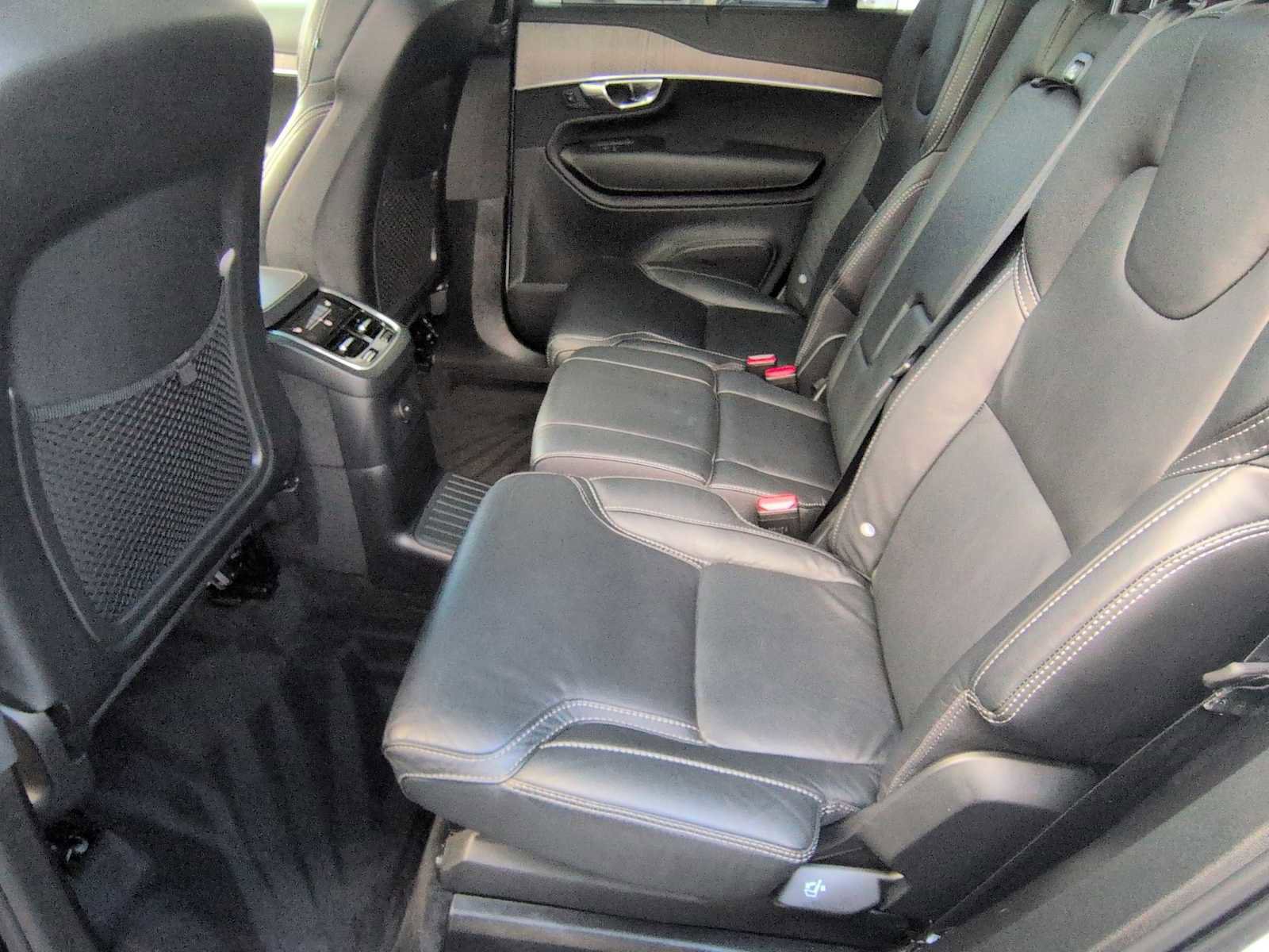 Used 2022 Volvo XC90 T8 Inscription image 21