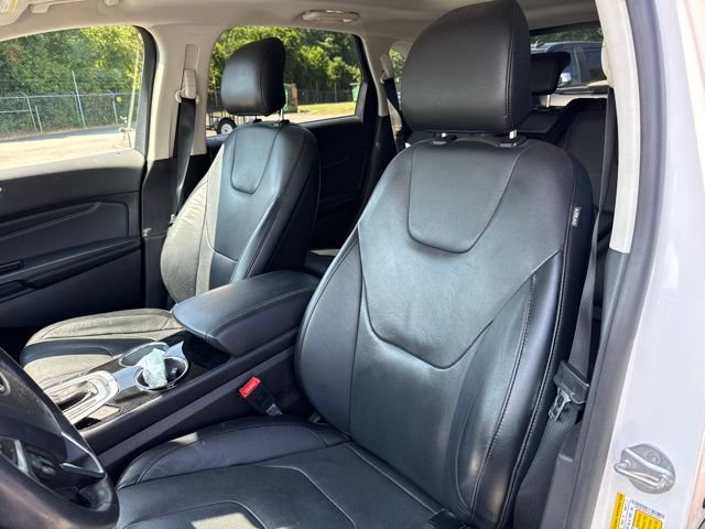 Used 2015 Ford Edge Titanium w/ Equipment Group 302A FWD image 13