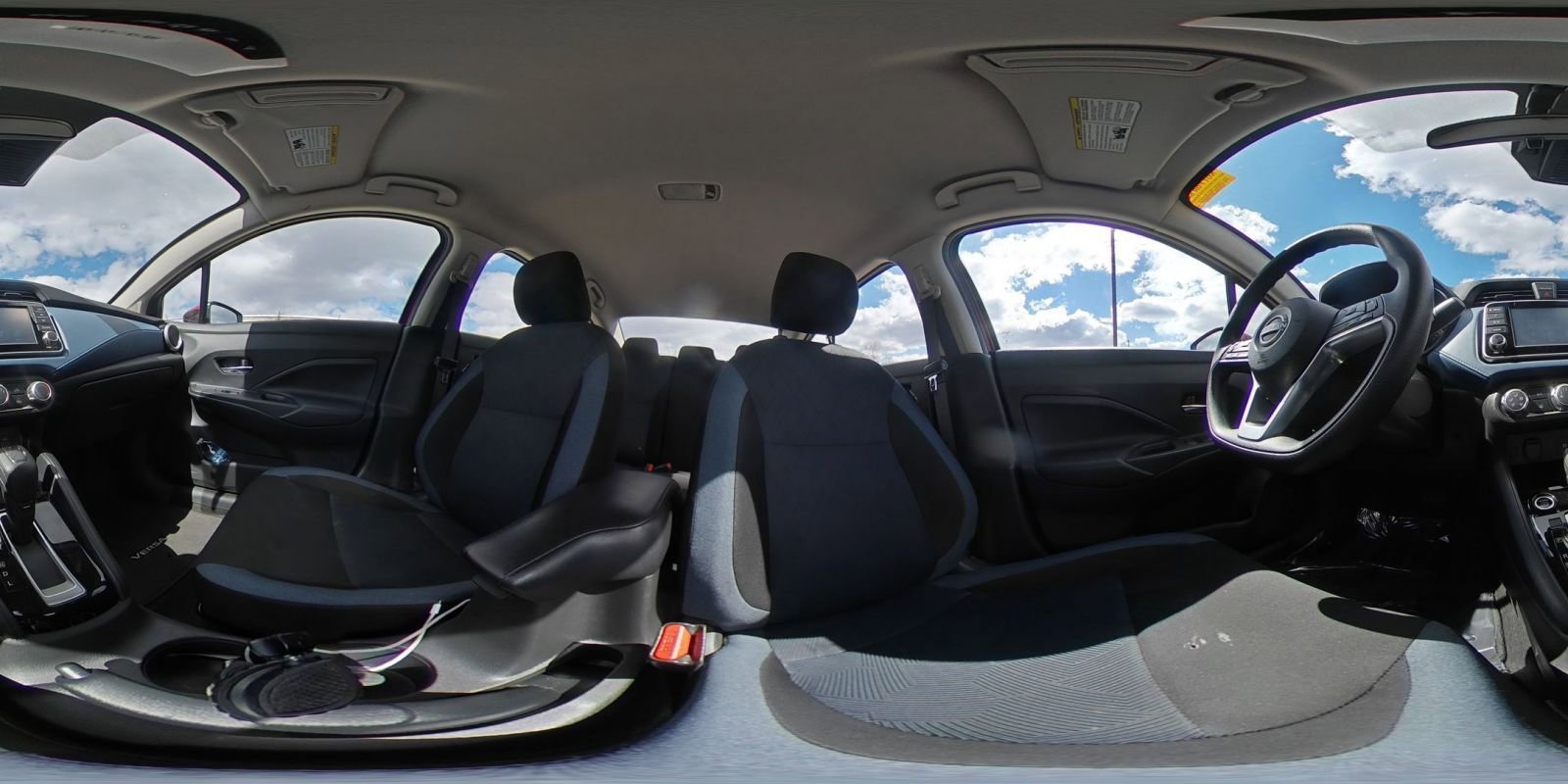 Used 2025 Nissan Versa SV image 37