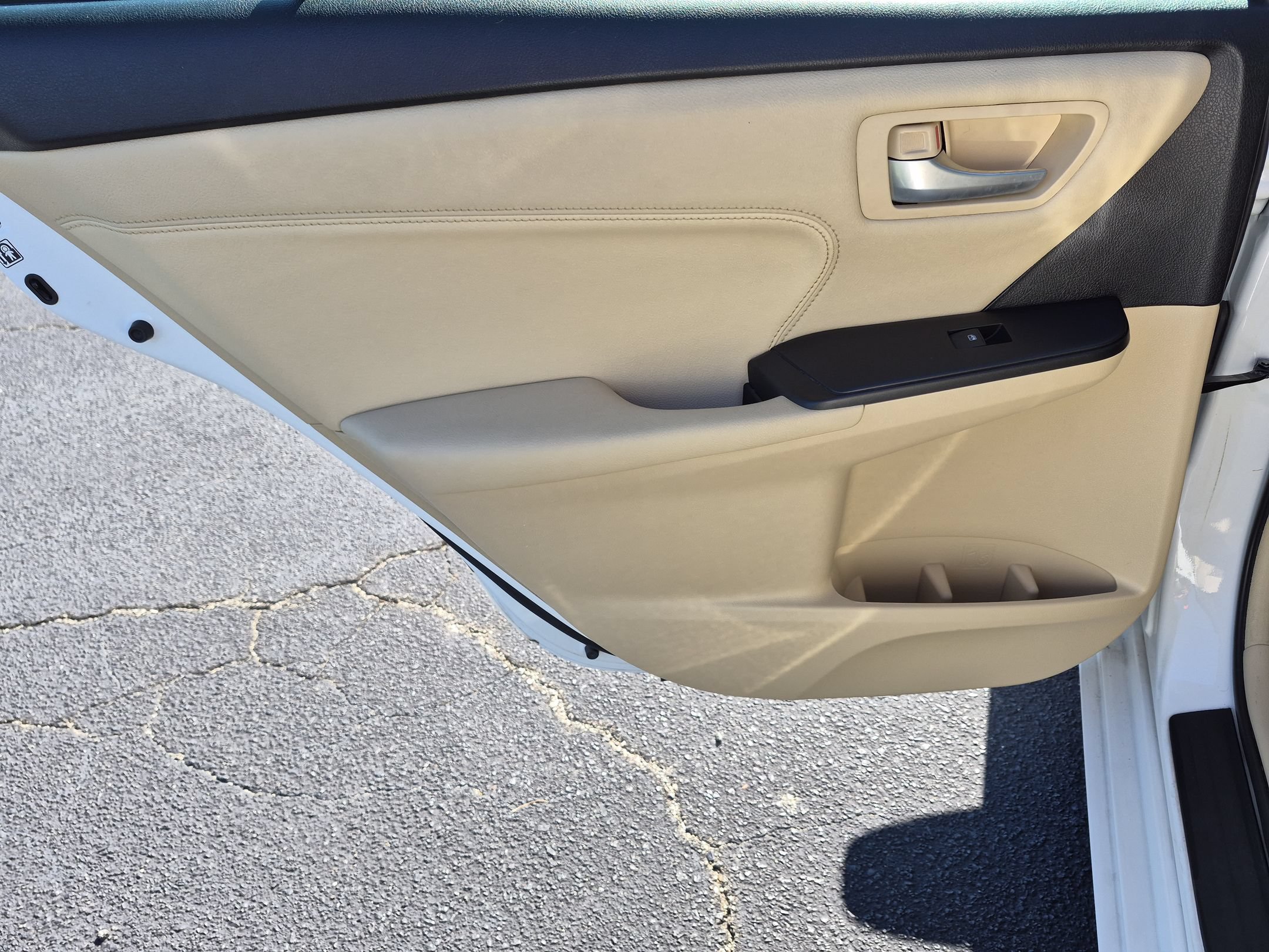 Used 2017 Toyota Camry XLE FWD image 28
