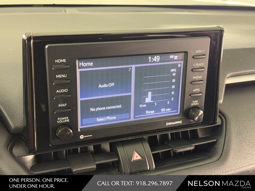 Used 2020 Toyota RAV4 XLE FWD image 31