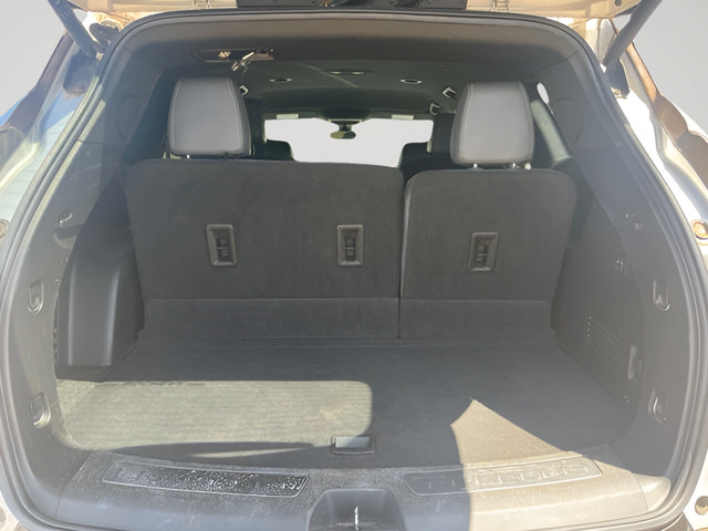 Used 2022 Buick Enclave Premium FWD image 7