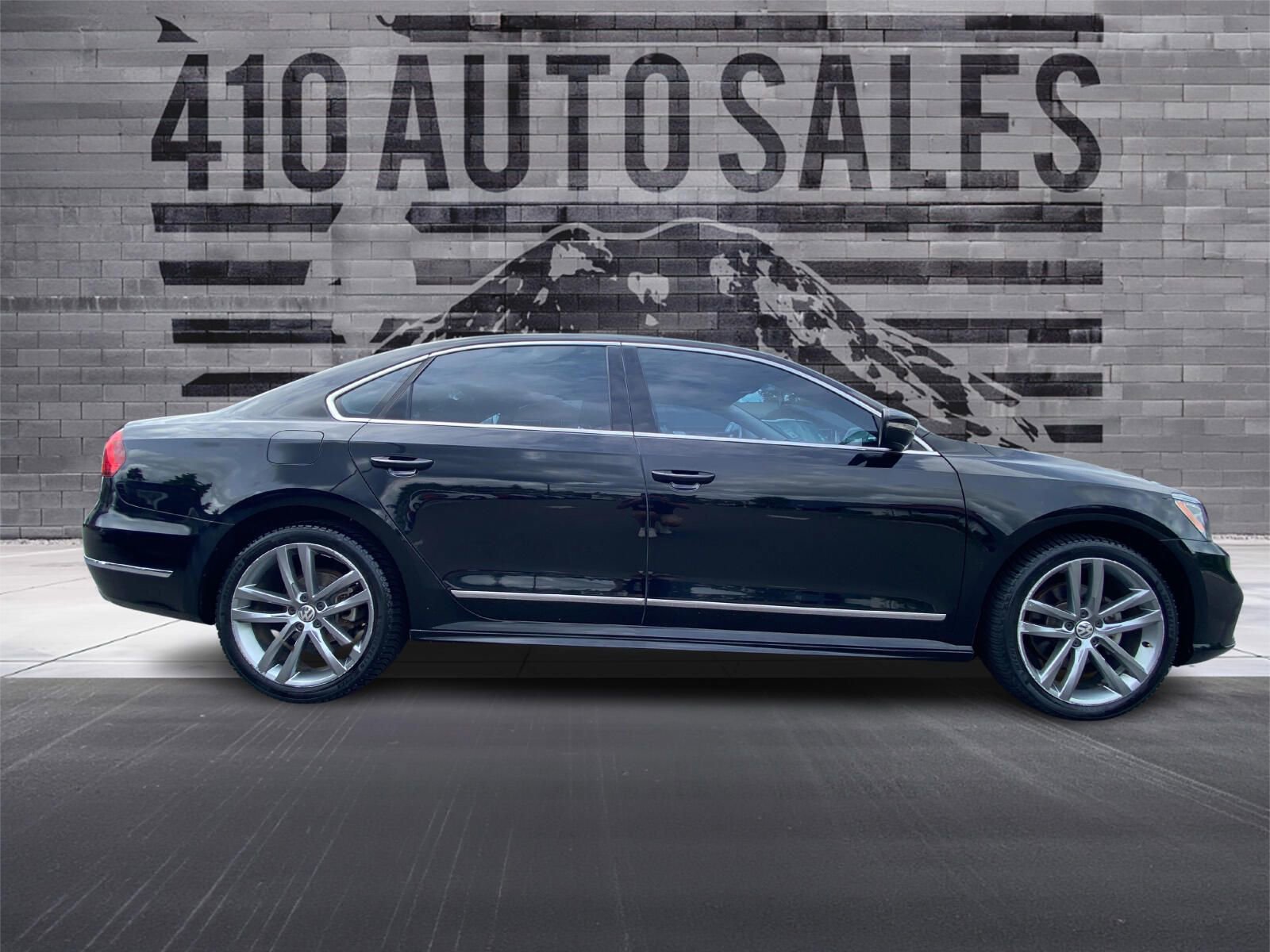 Used 2016 Volkswagen Passat 1.8T S FWD image 2