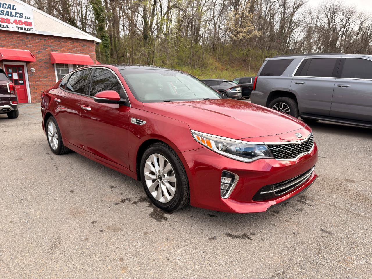 Used 2018 Kia Optima S w/ Panoramic Sunroof Package image 3
