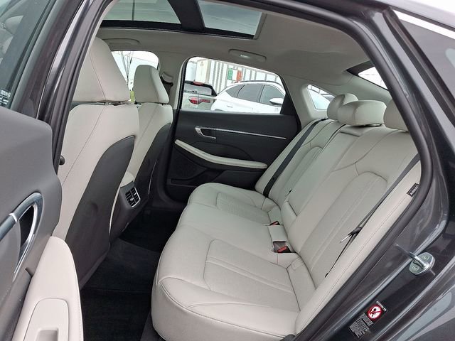 Used 2022 Hyundai Sonata Limited image 10