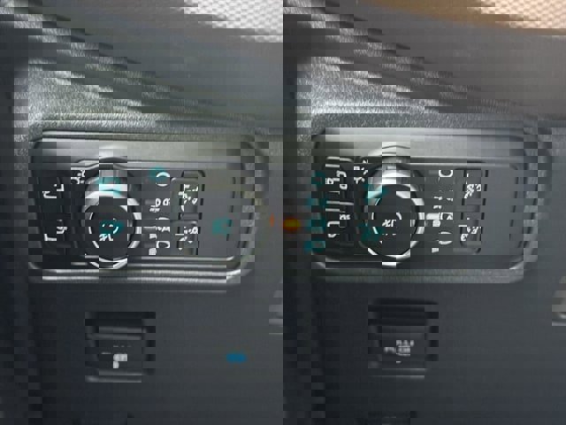 Used 2024 Ford Bronco Heritage Edition image 8