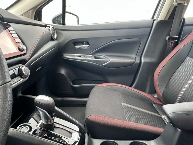 New 2025 Nissan Versa SR w/ Trunk Package image 28
