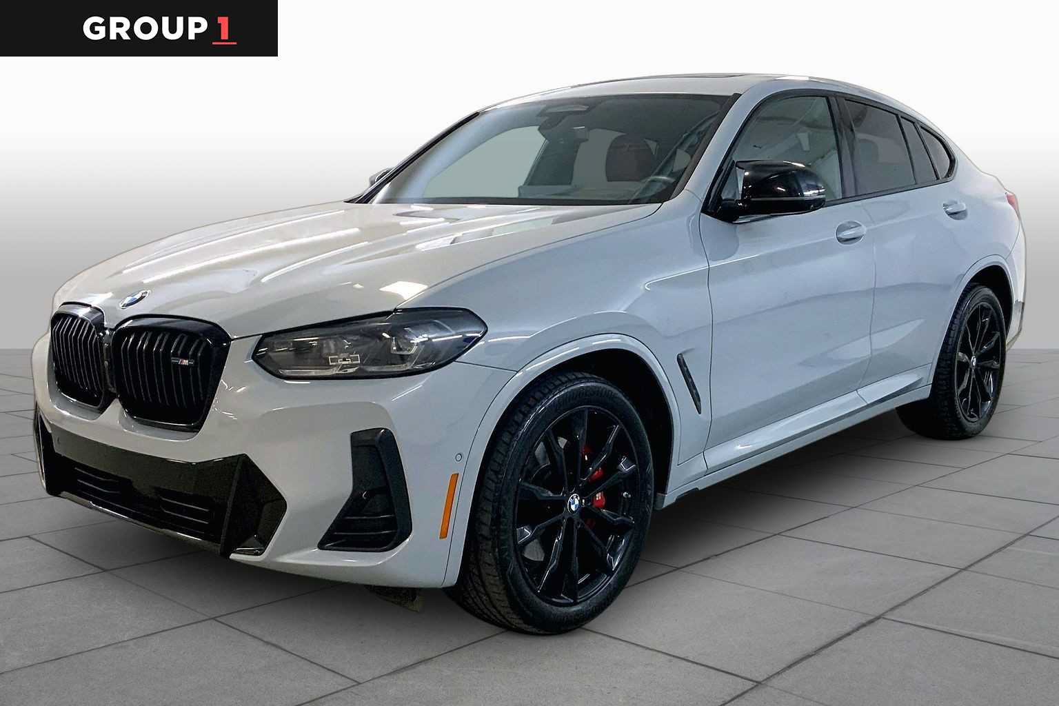 Certified 2023 BMW X4 M40i AWD/4WD image 1