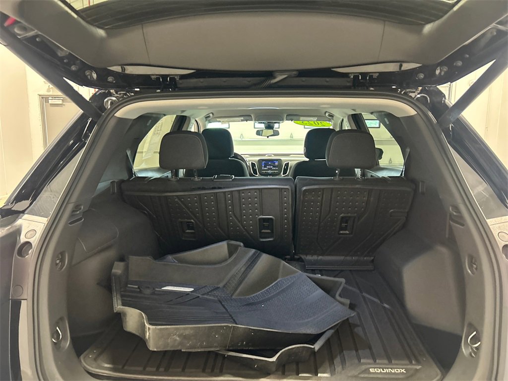 Used 2023 Chevrolet Equinox LT image 33