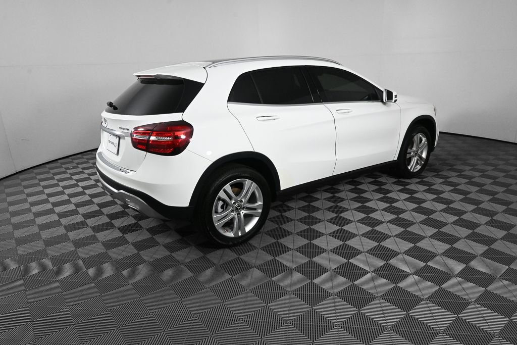 Certified 2020 Mercedes-Benz GLA 250 4MATIC image 28