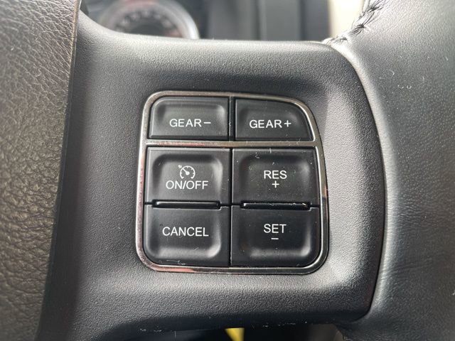Used 2014 RAM 1500 Big Horn image 31