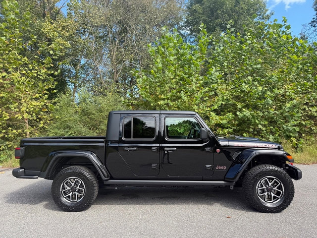 New 2025 Jeep Gladiator Rubicon image 6