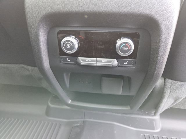 New 2026 GMC Acadia AT4 w/ Luxury Package image 17