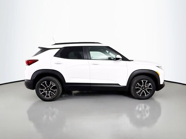 Used 2023 Chevrolet TrailBlazer ACTIV image 8