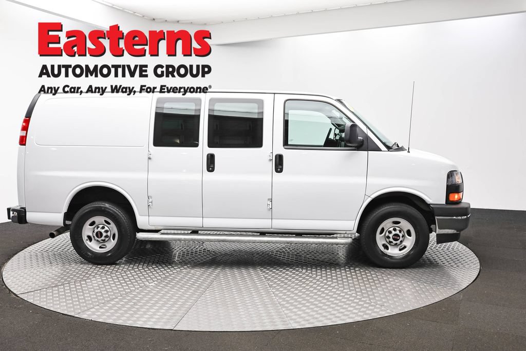 Used 2024 GMC Savana 2500 w/ Driver Convenience Package RWD image 4