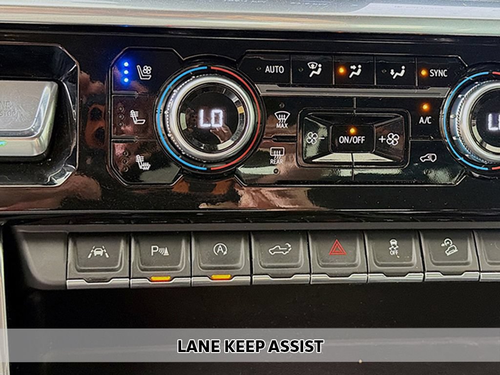 Used 2022 GMC Sierra 1500 Denali AWD/4WD image 8