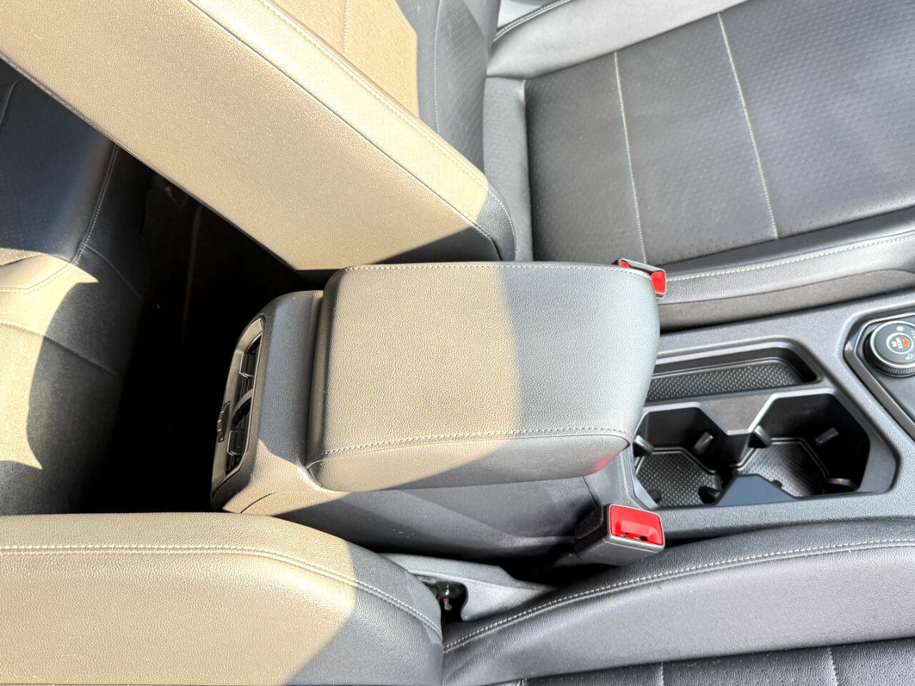 Used 2019 Volkswagen Tiguan SE w/ Panoramic Sunroof Package image 53