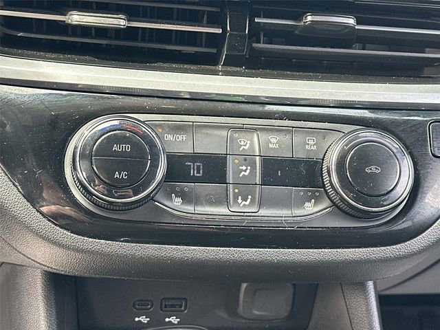 Certified 2024 Buick Envista Sport Touring w/ Convenience I Package FWD image 33
