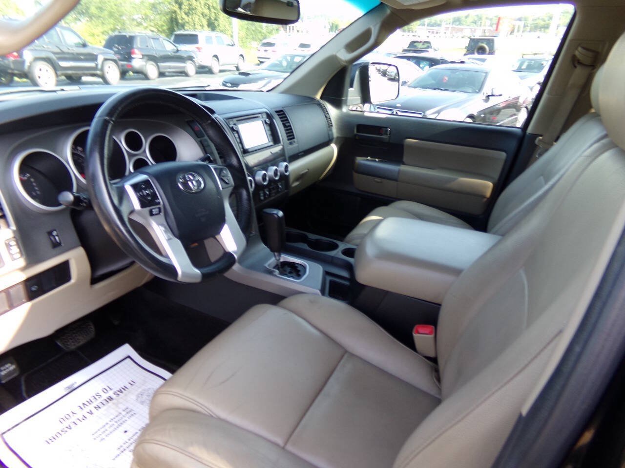 Used 2015 Toyota Sequoia SR5 w/ Premium Package AWD/4WD image 51