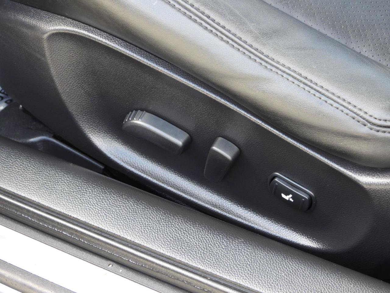 Used 2014 INFINITI Q60 AWD Coupe w/ Premium Package image 56