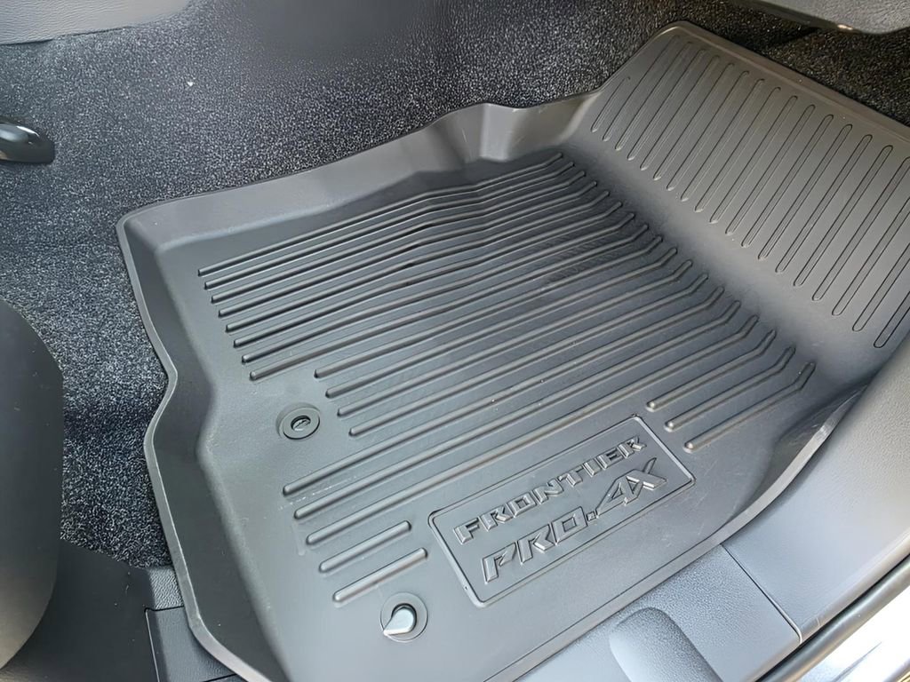 New 2026 Nissan Frontier PRO-4X w/ Tow Package image 12