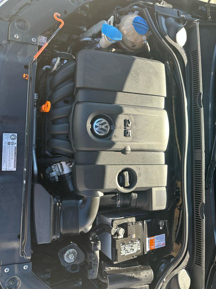 Used 2011 Volkswagen Jetta SEL FWD image 15