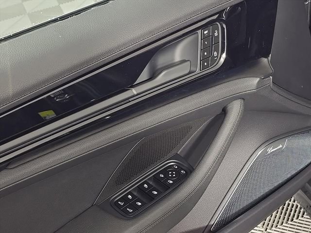 New 2026 Porsche Panamera 4 image 17