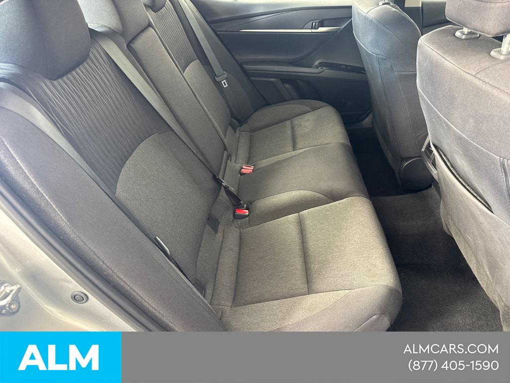 Used 2025 Toyota Camry LE FWD image 18