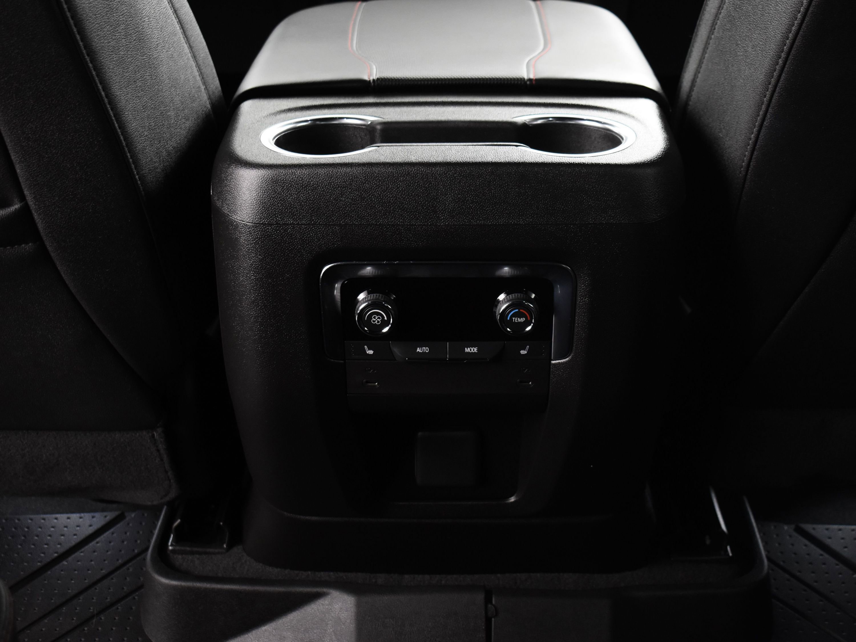 Used 2025 Chevrolet Tahoe RST w/ RST Capability Package image 31