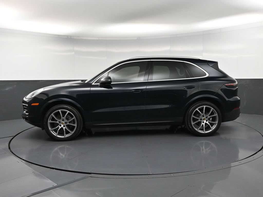 Certified 2023 Porsche Cayenne AWD/4WD image 2