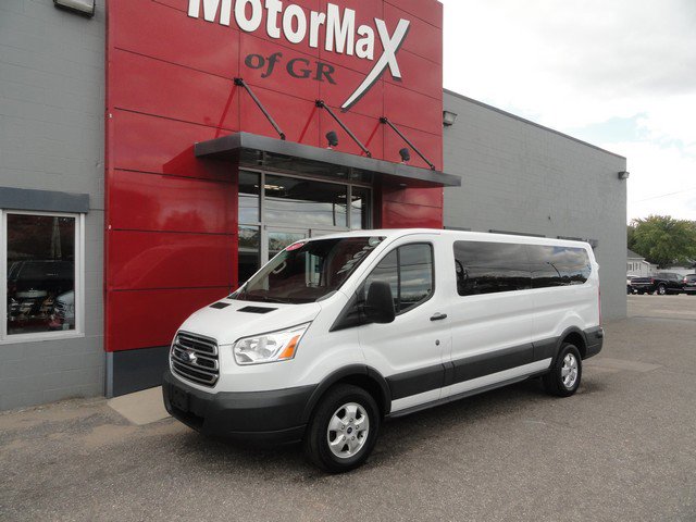 Used 2017 Ford Transit 350 XLT image 1
