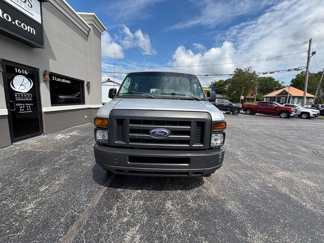 Used 2014 Ford E-250 and Econoline 250 image 6
