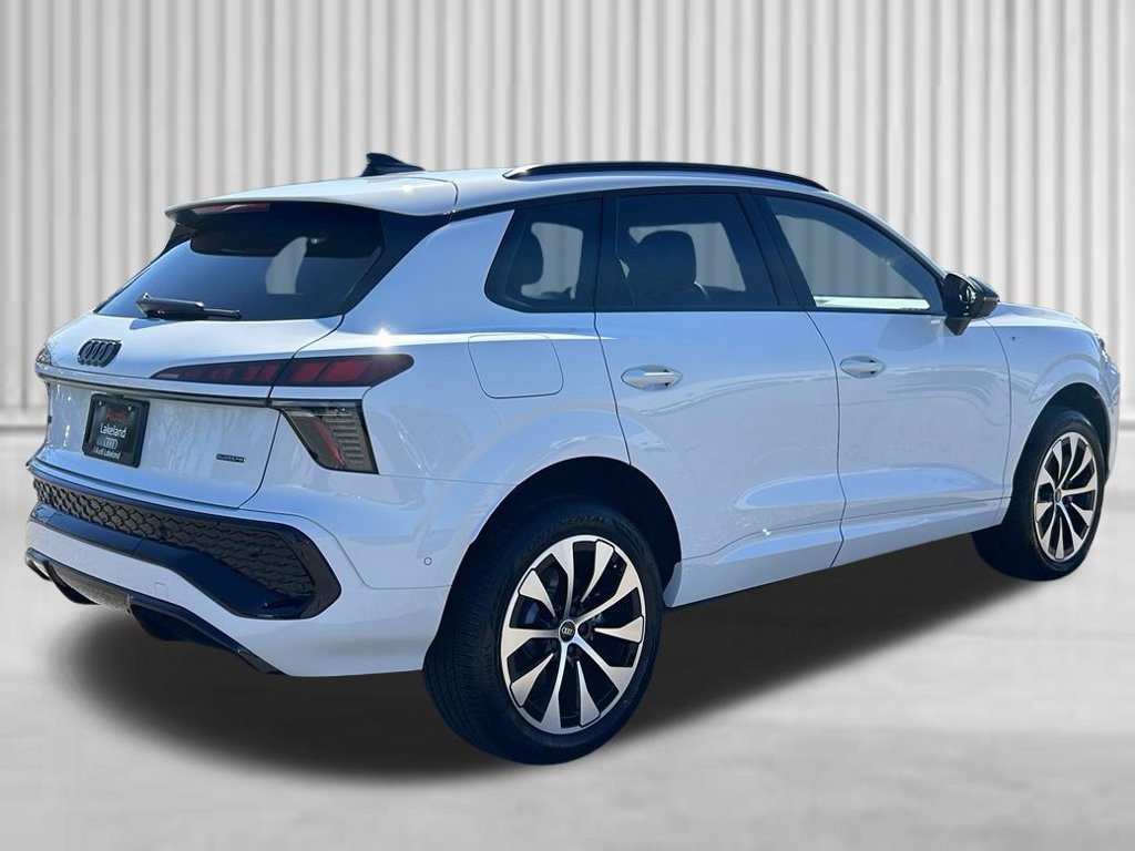 New 2026 Audi Q3 quattro 2.0T AWD/4WD image 5