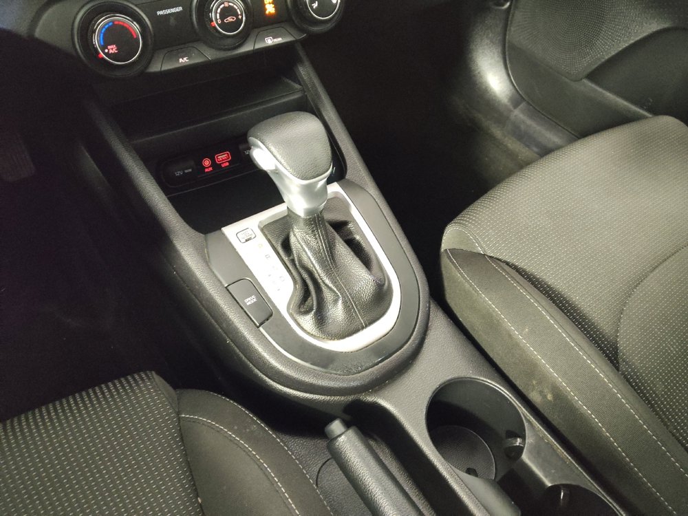 Used 2021 Kia Forte LXS image 26