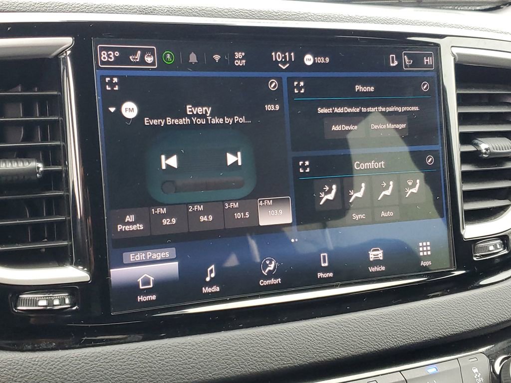 Used 2025 Chrysler Pacifica Select image 19