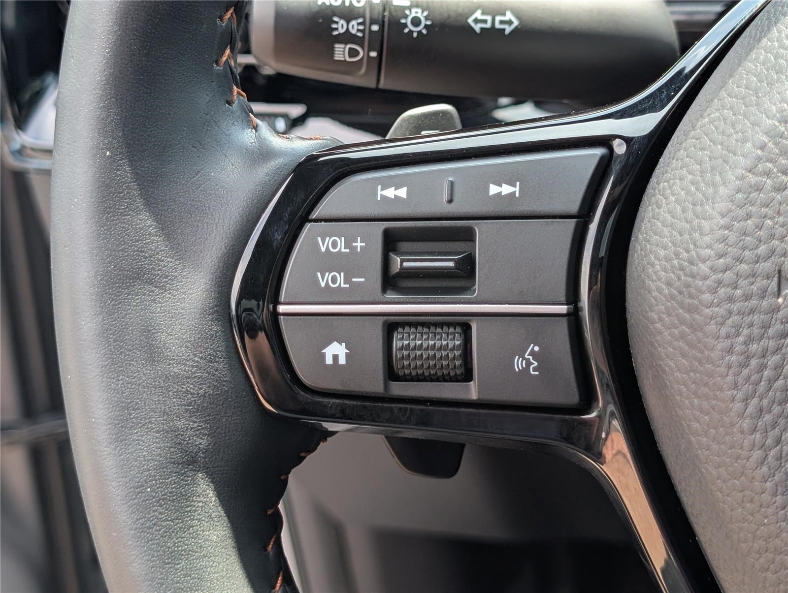Used 2023 Honda CR-V Sport Touring image 26