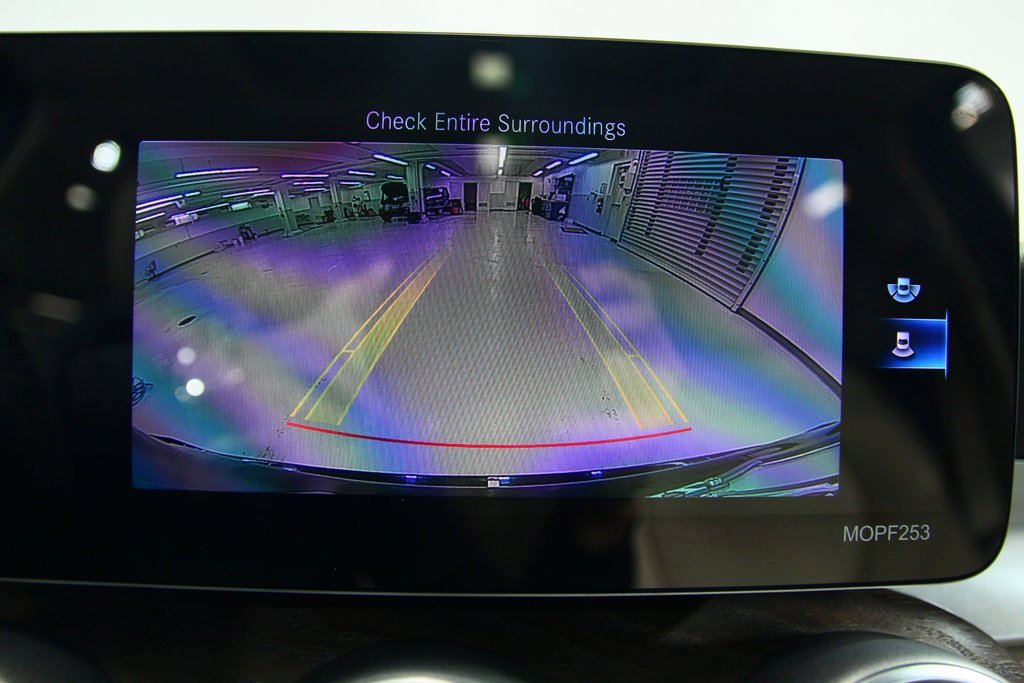 Used 2020 Mercedes-Benz GLC 300 4MATIC image 10